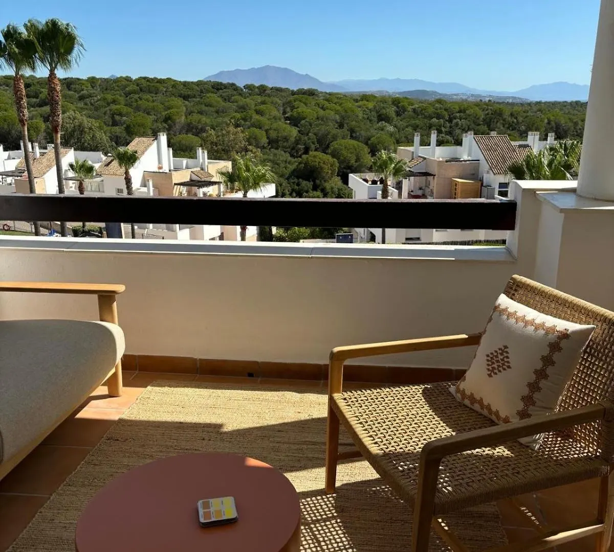 2139 - Lovely 2 Bedrooms First Line Golf Alcaidesa Apartment