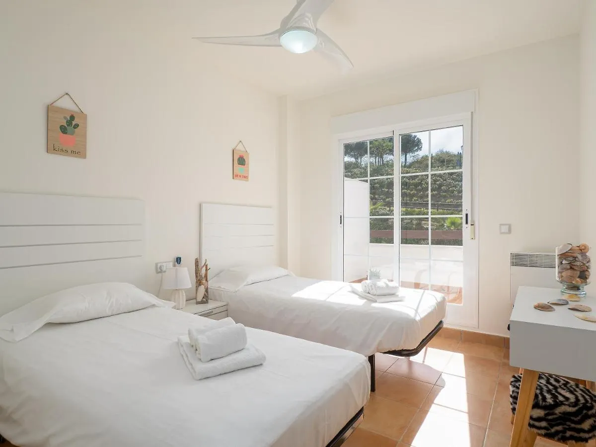 2139 - Lovely 2 Bedrooms First Line Golf Alcaidesa Spain
