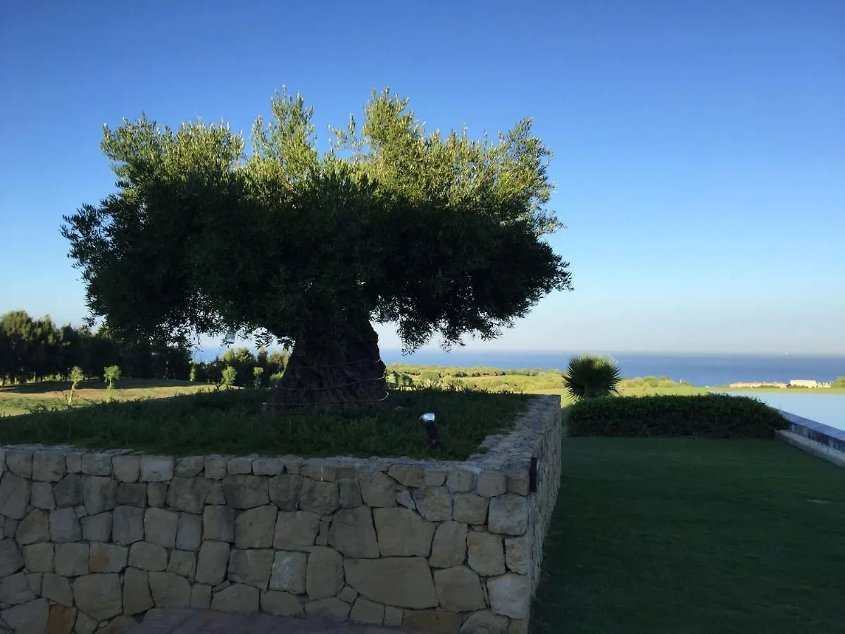 2139 - Lovely 2 Bedrooms First Line Golf Alcaidesa 0*,  Spain